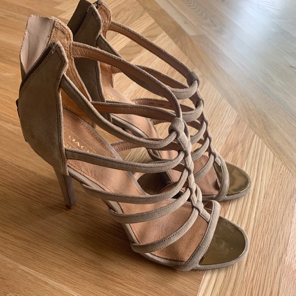 Coach Shoes - Coach nude heels!